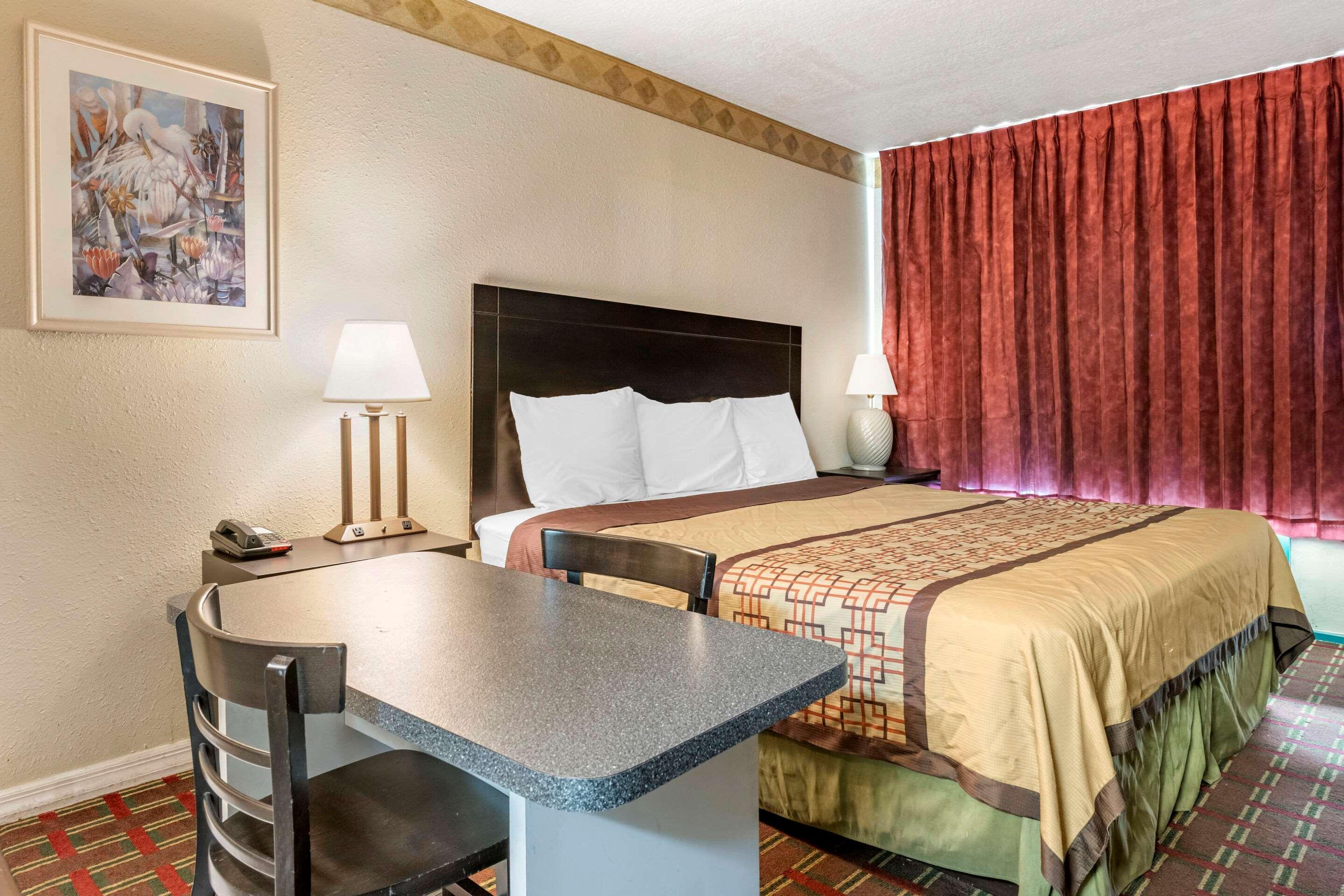 Rodeway Inn Нью-Порт-Річі Екстер'єр фото