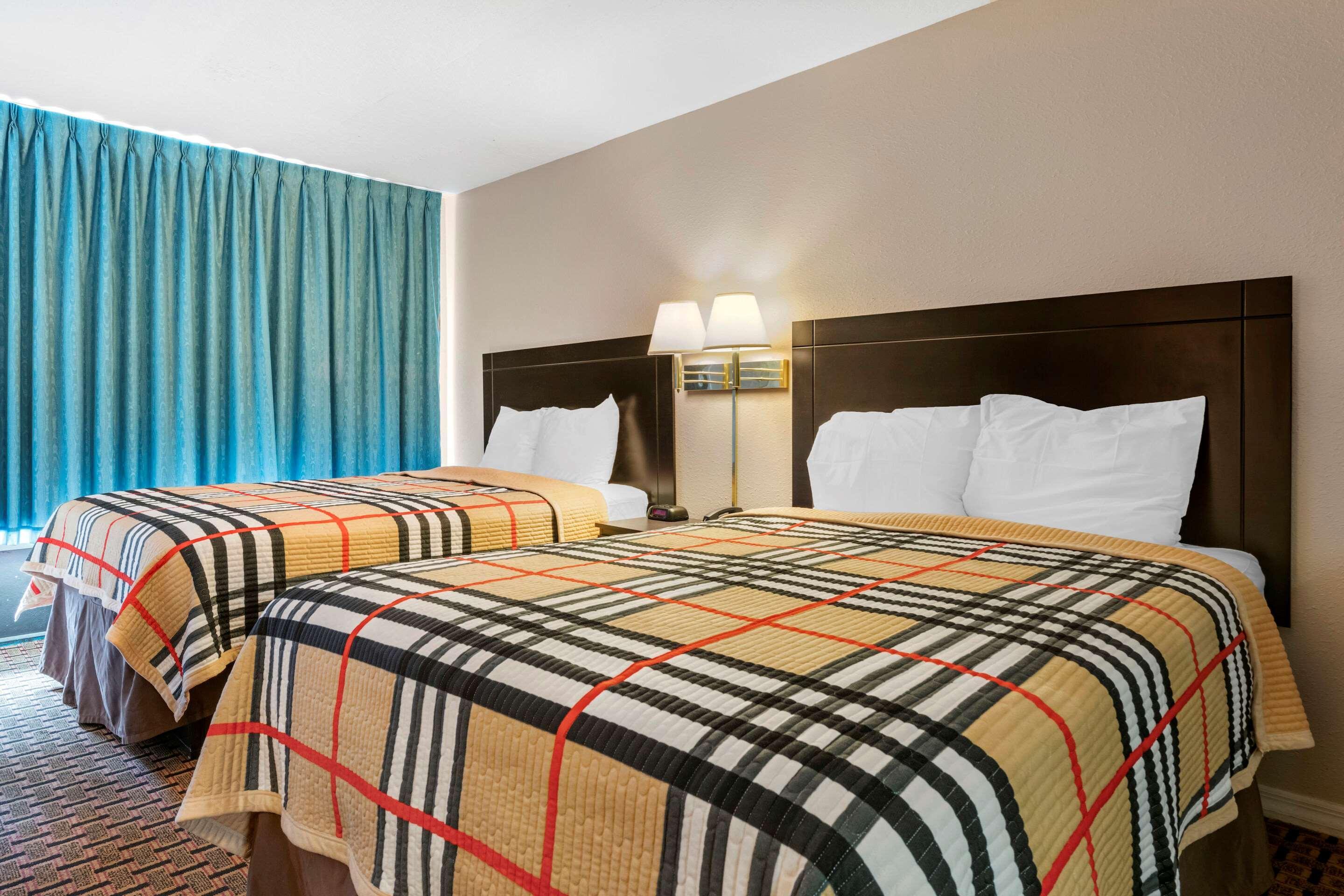 Rodeway Inn Нью-Порт-Річі Екстер'єр фото