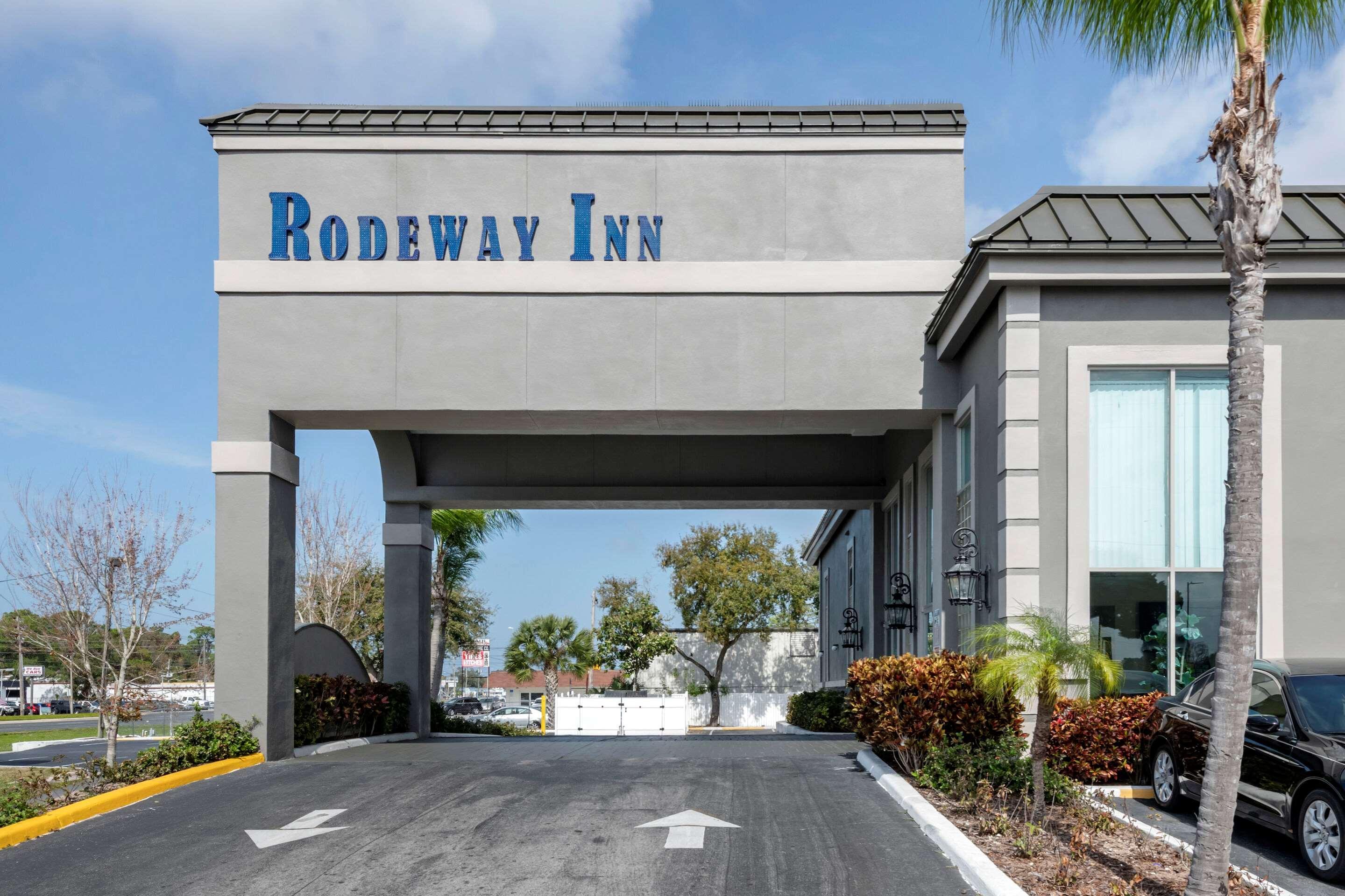 Rodeway Inn Нью-Порт-Річі Екстер'єр фото